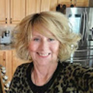 Meet your Posher, Dee